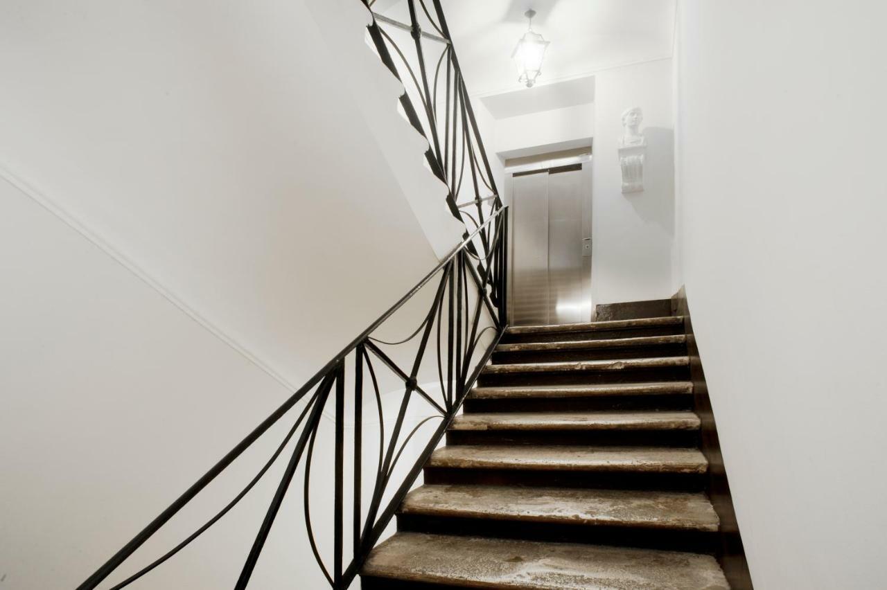Santa Cecilia Apartment In Via Del Corso Rome Extérieur photo